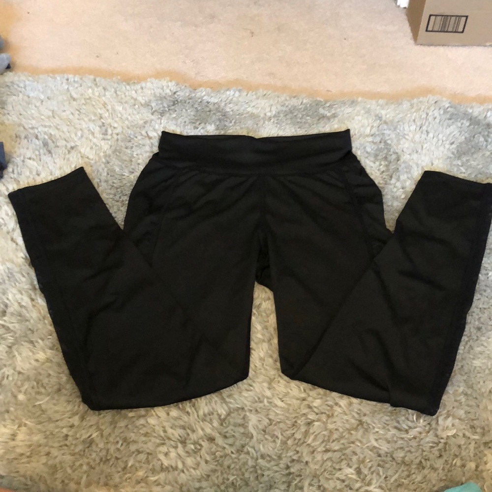 Black leggings